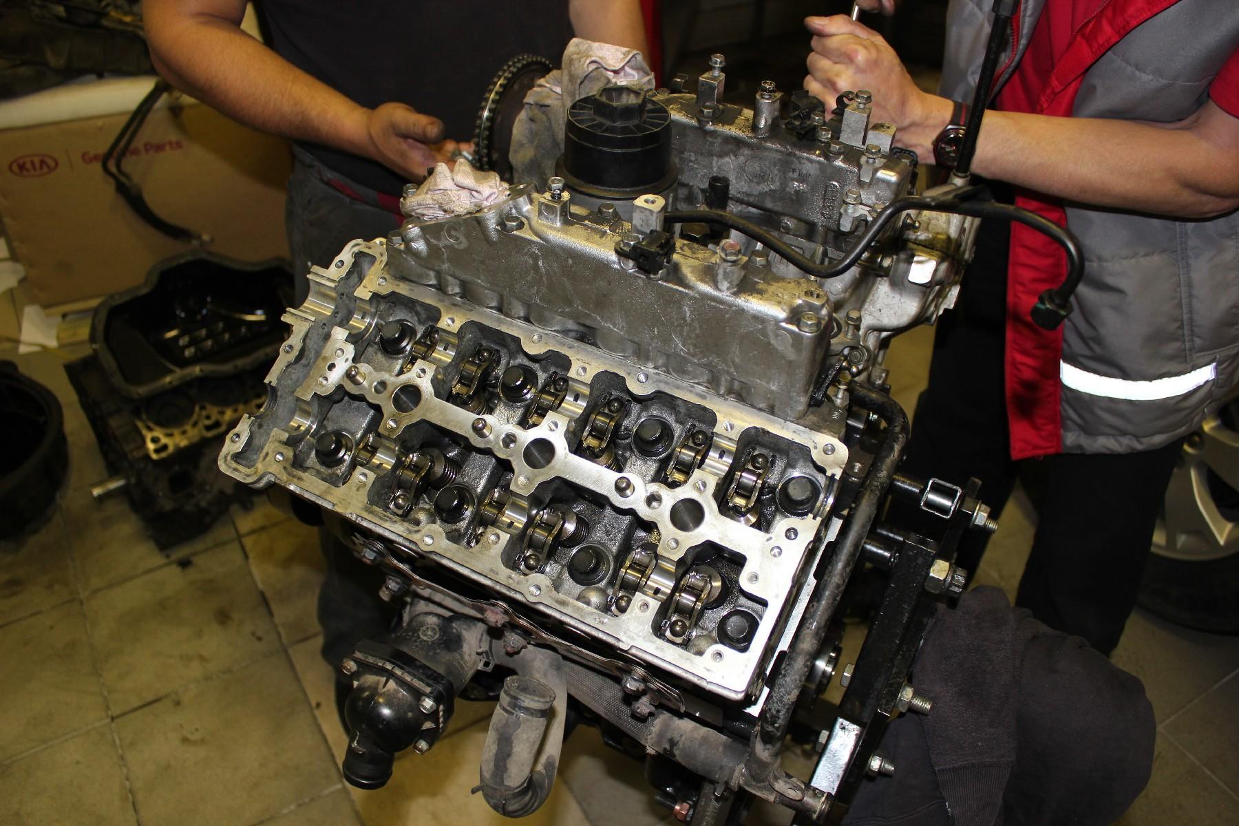 разобранный ДВС