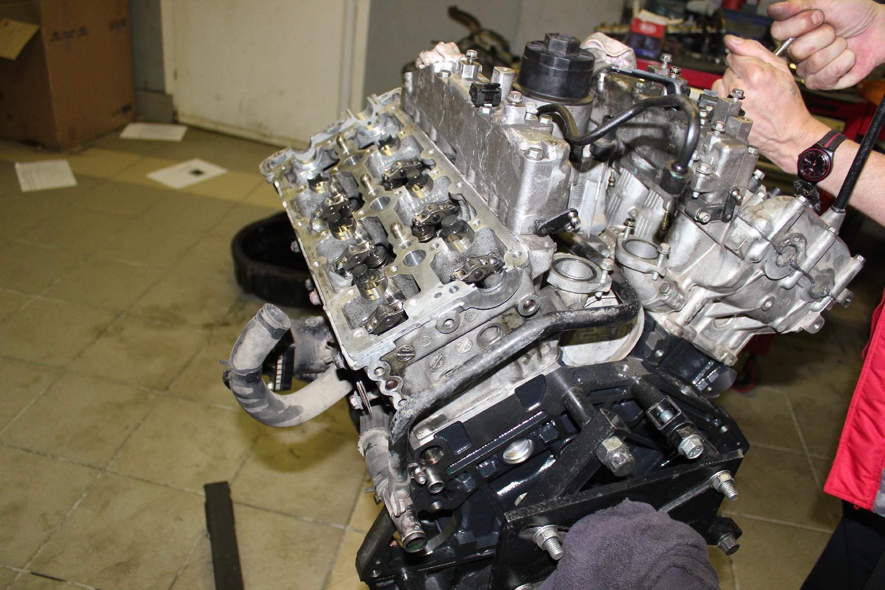 мотор на переборке