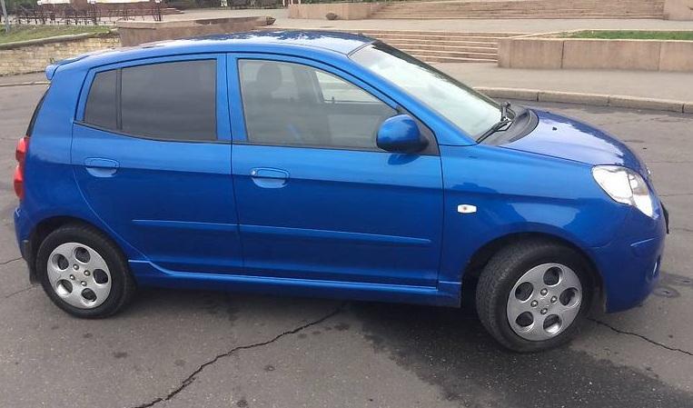 синий Киа Пиканто