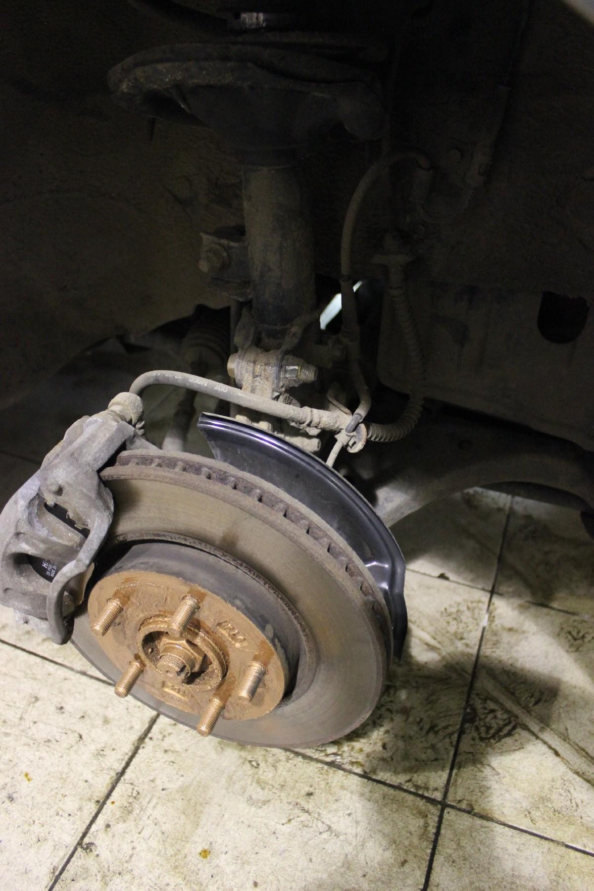 тормозной диск с суппортом