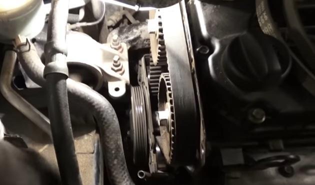 ремень ГРМ на моторе