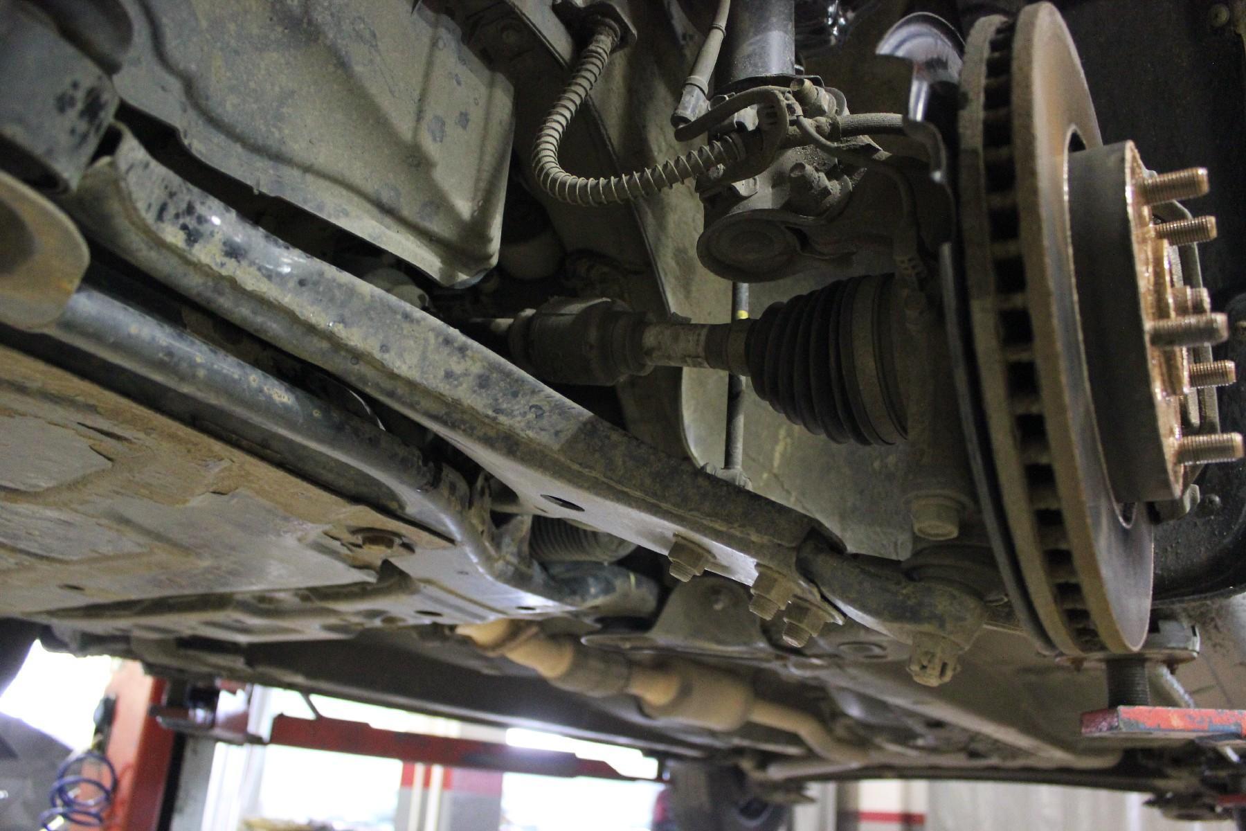 передняя подвеска авто снизу