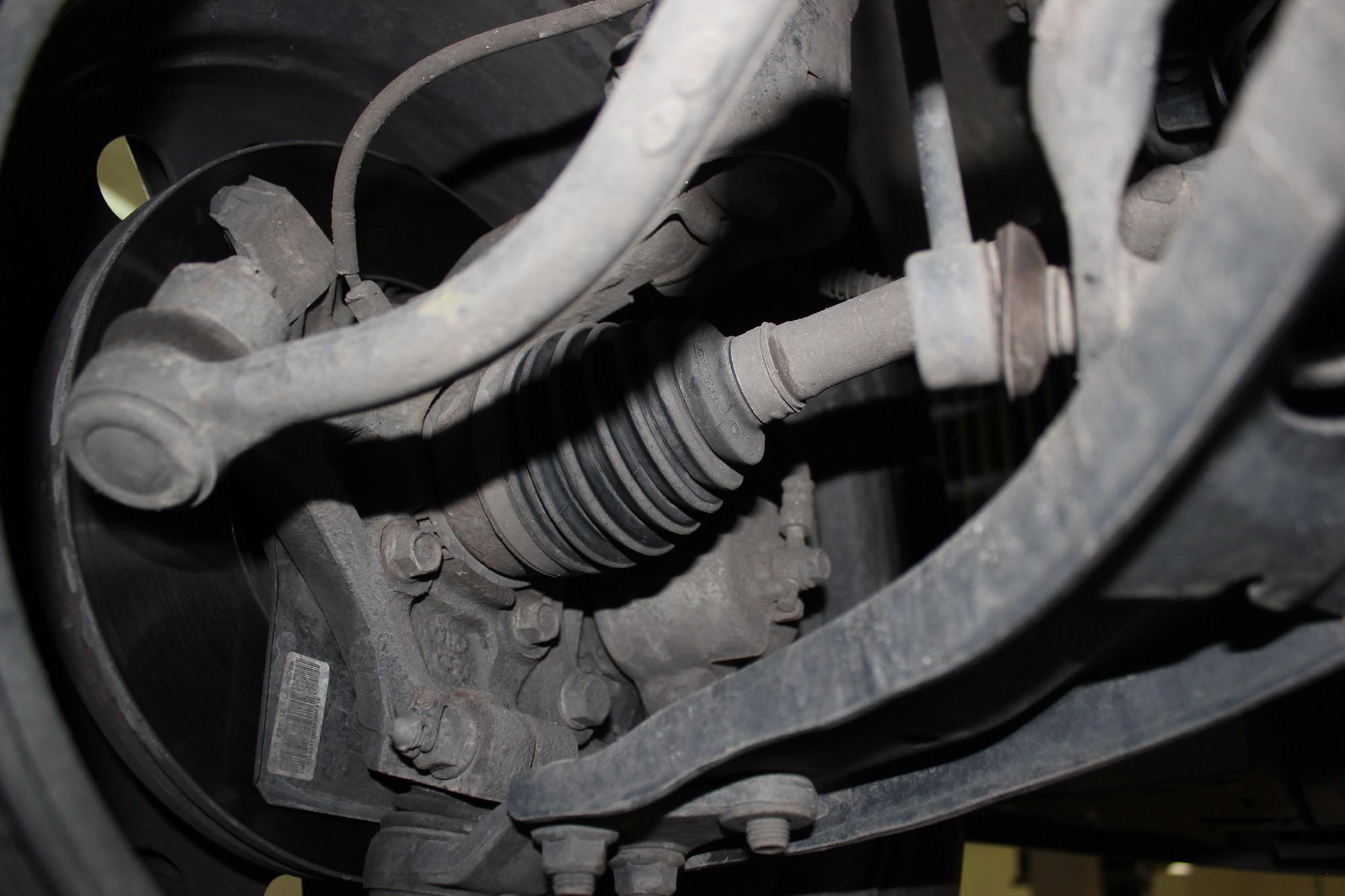 рычаги передней подвеки