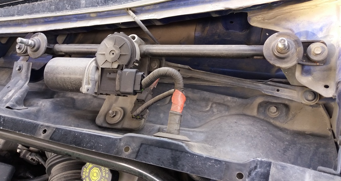 Ремонт трапеции стеклоочистителя Киа