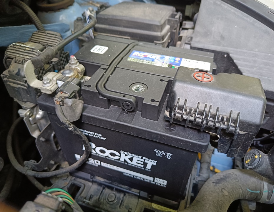 Замена аккумулятора Киа