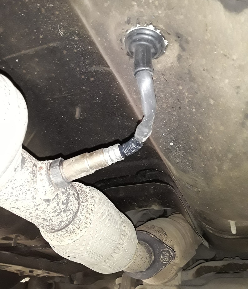 Замена лямбда-зонда Киа (нижнего)