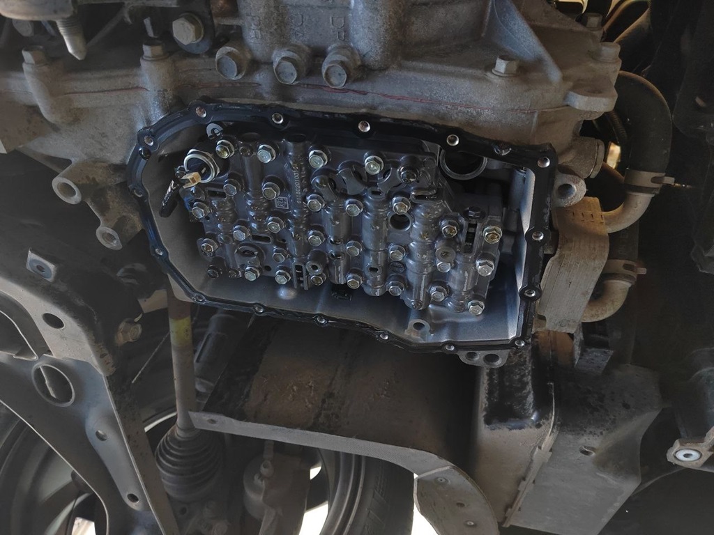 Снятие поддона вариатора при замене масла