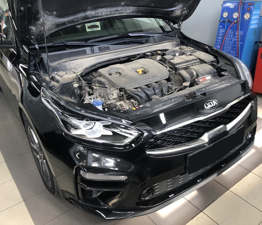 Подготовка Киа к замене опоры двигателя