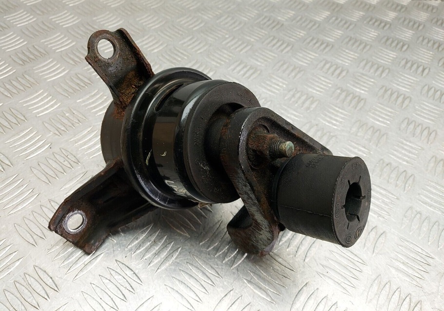 Оригинальная опора двигателя