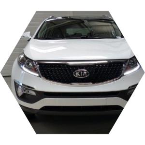 белый Спортейдж спереди