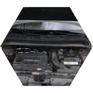 открытый капот на Соул