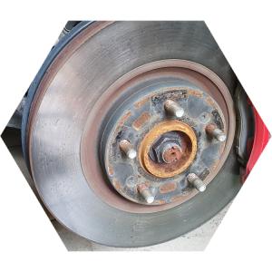 Замена передних тормозных колодок Киа Оптима