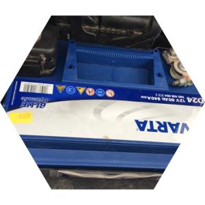 установка АКБ Киа Венга