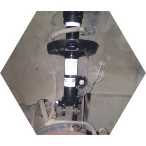 Замена передних стоек амортизатора Киа Венга