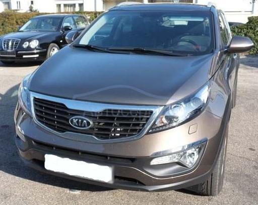 Киа Спортейдж спереди