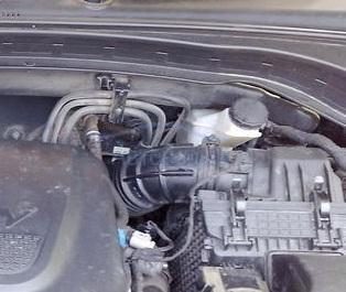 подкапотное пространство на Киа