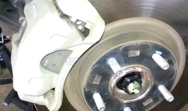 суппорт на тормозном диске