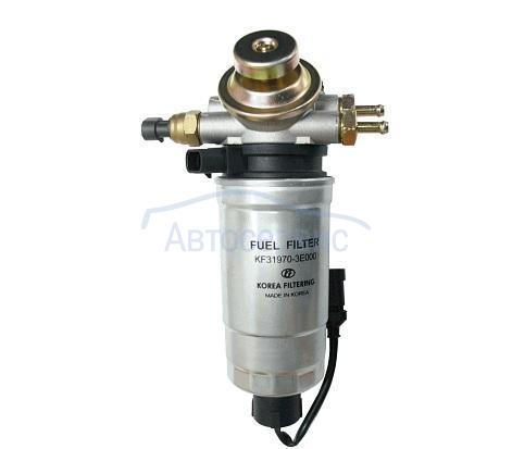 бензофильтр на белом фоне