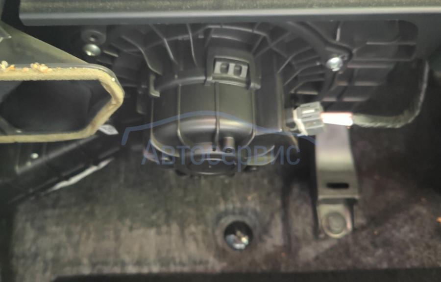 Замена вентилятора печки Киа Спортейдж