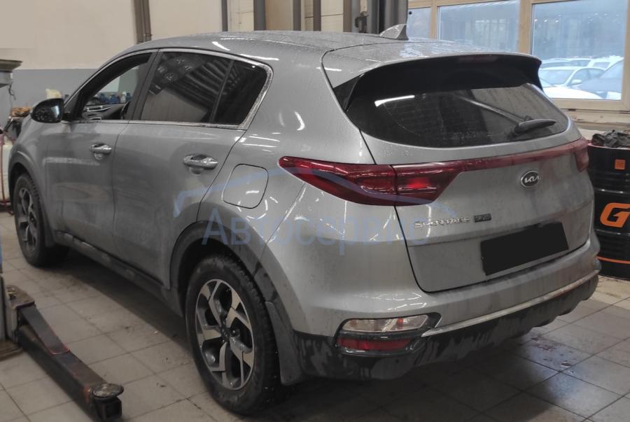 Киа Спортейдж в автотехцентре на замене маслосъемных колпачков