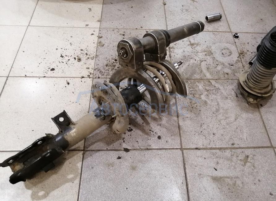 Замена опорных подшипников Киа Спортейдж